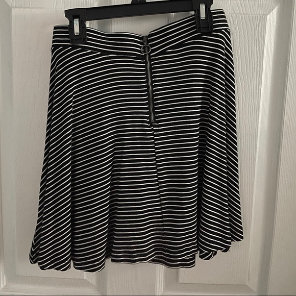 SO striped mini skater skirt - Picture 1 of 3